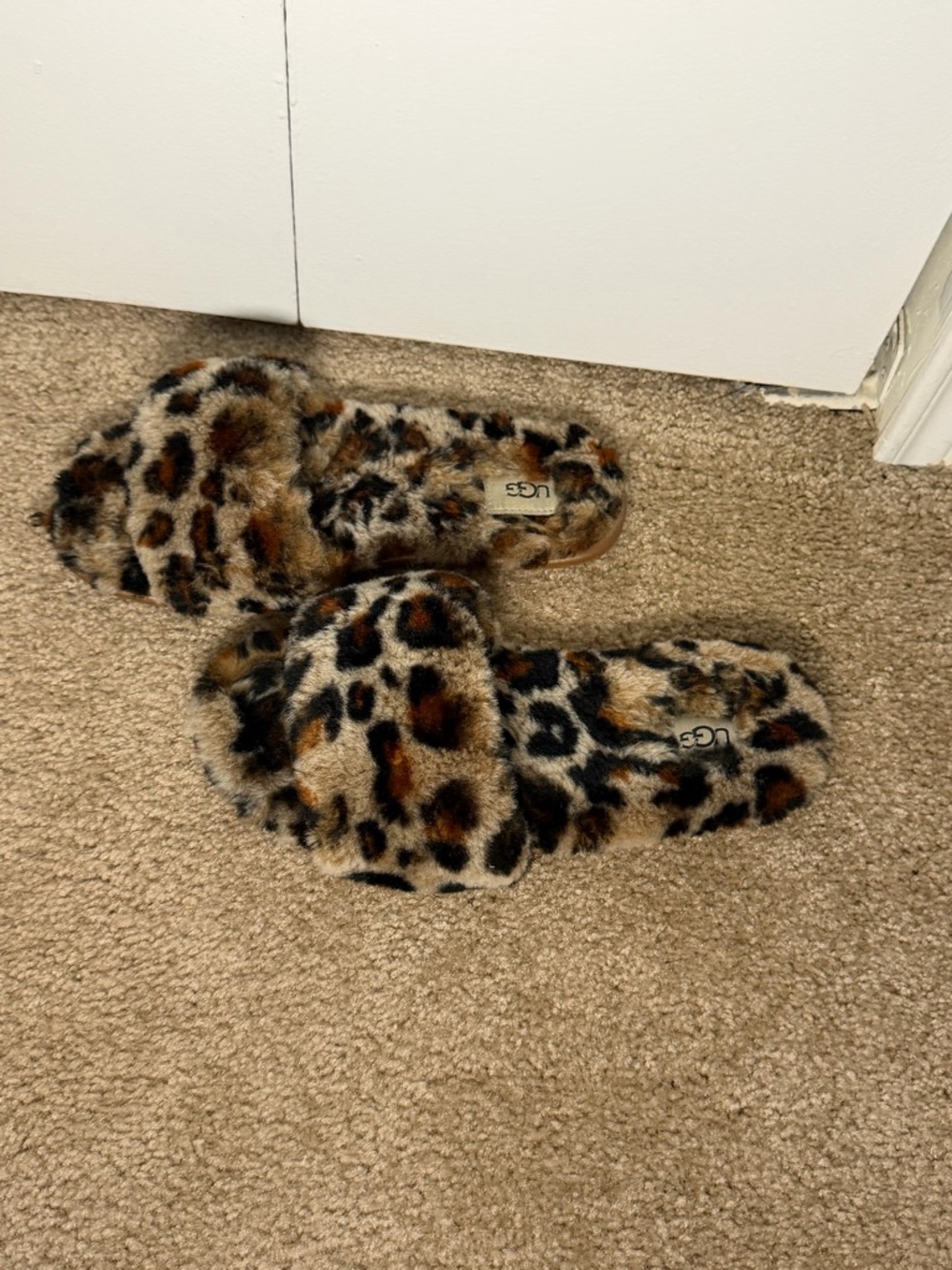 UGG Leopard-Print Fuzzy Slippers 9 - Picture 3 of 6